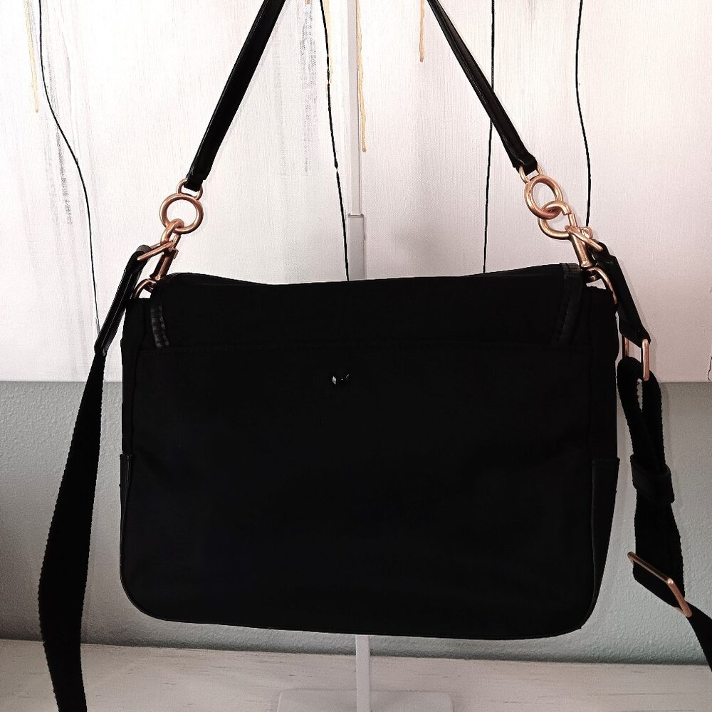 Tory Burch Black Crossbody with Gold Hardware and Green Tag - Picture 6 of 15